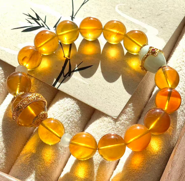 銀鍍金雕花配飾