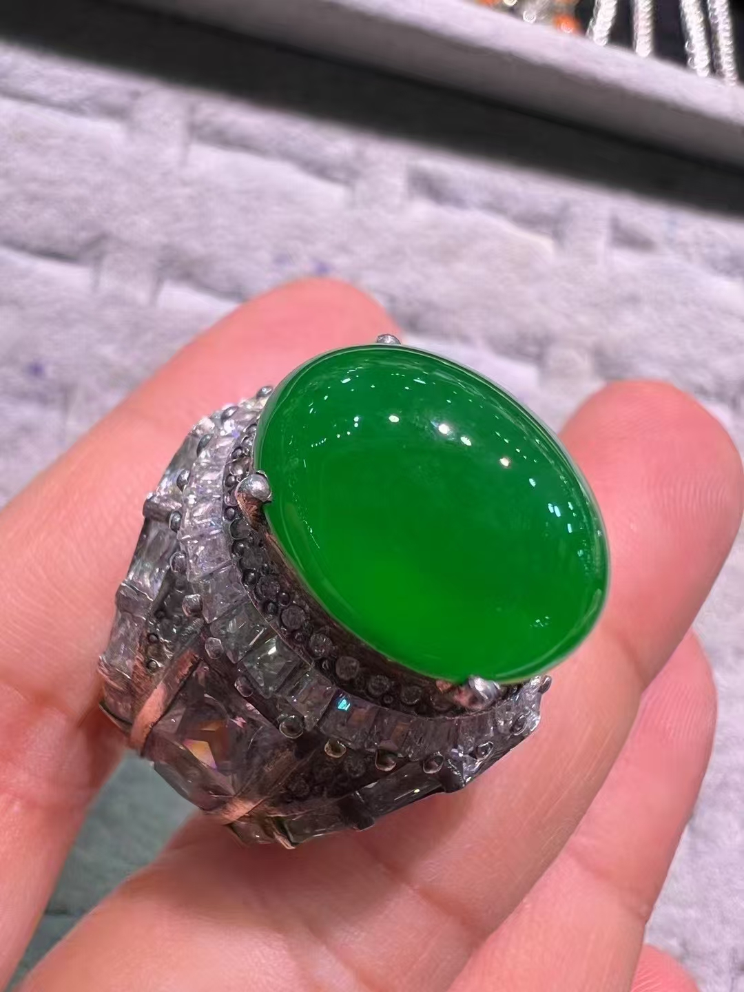 帝王綠色澤